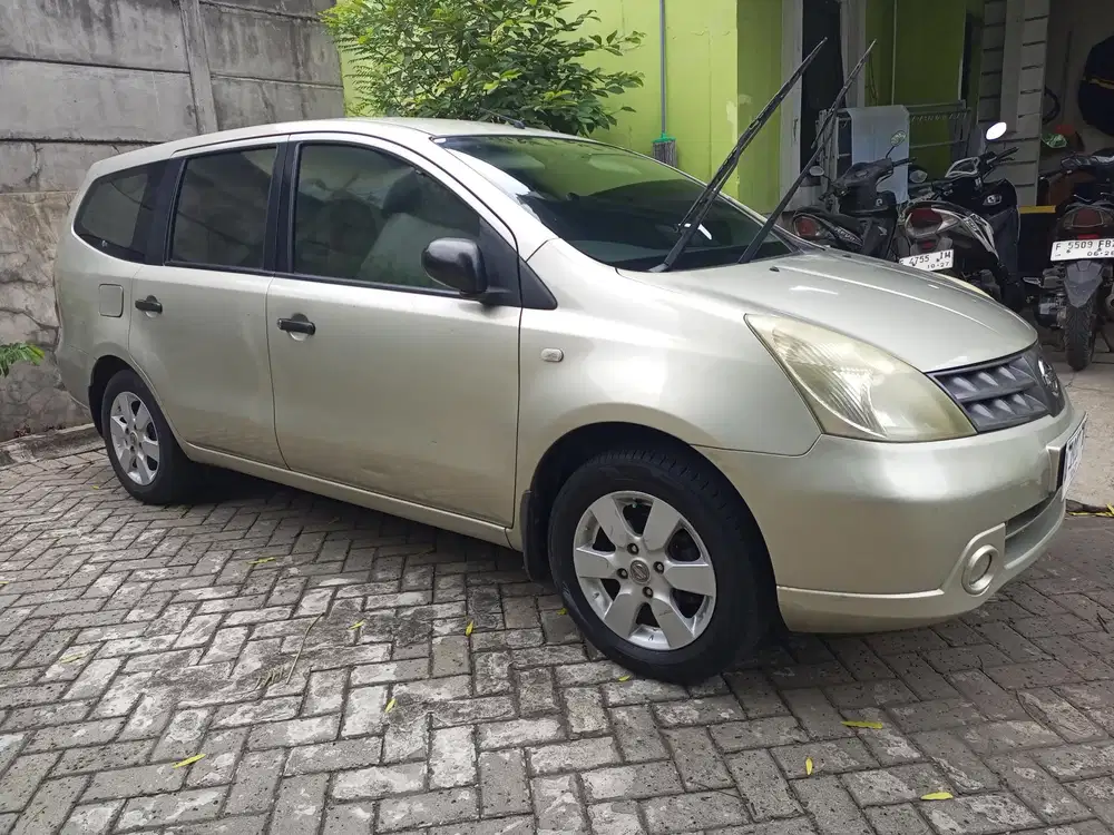 Nissan Grand livina 2007 Bensin