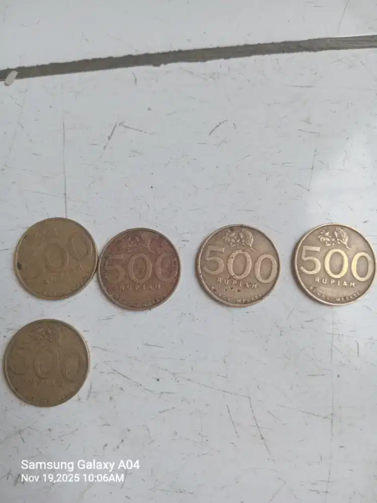 Dijual 5 koin 500 rupiah