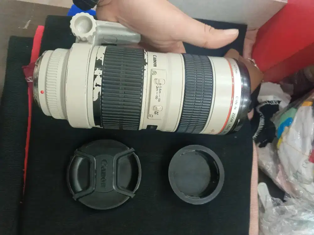 Lensa Canon EF 70 200 usm 70-200mm usm f 2.8 generasi 1