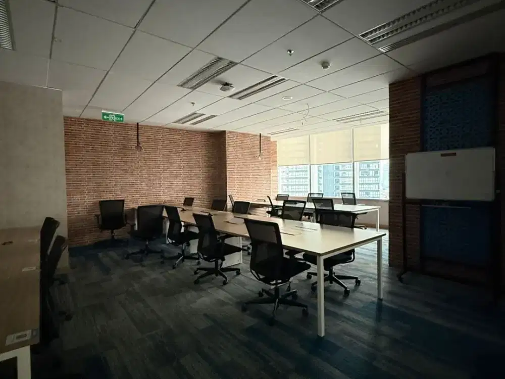 SEWA KANTOR DI JAKARTA SELATAN KUNINGAN  739M2  FURNISHED 250K NEGO