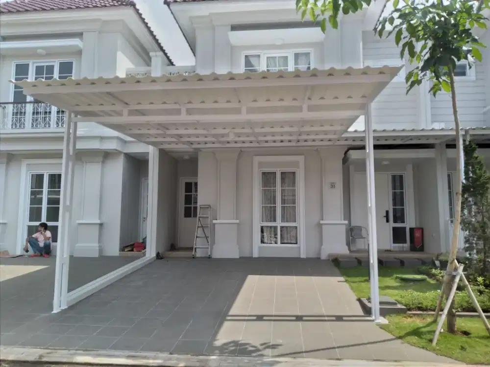 Dijual cepat rumah di cluster granada alicante village 8x18 timur laut sudah rapih siap huni siap ajb