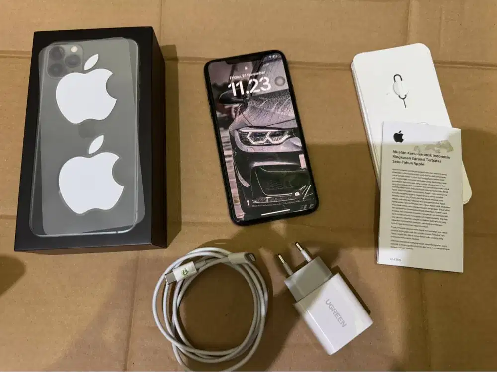 Iphone 11 pro max 256gb ex Ibox resmi mulussss