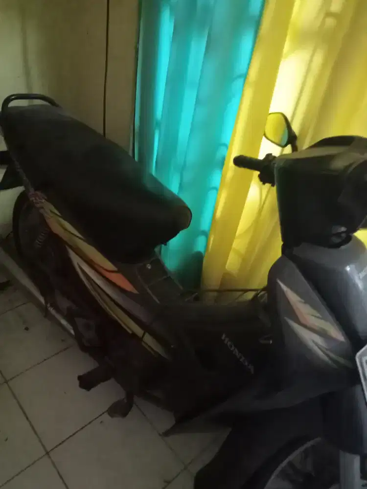 Motor Supra X Tahun 2002