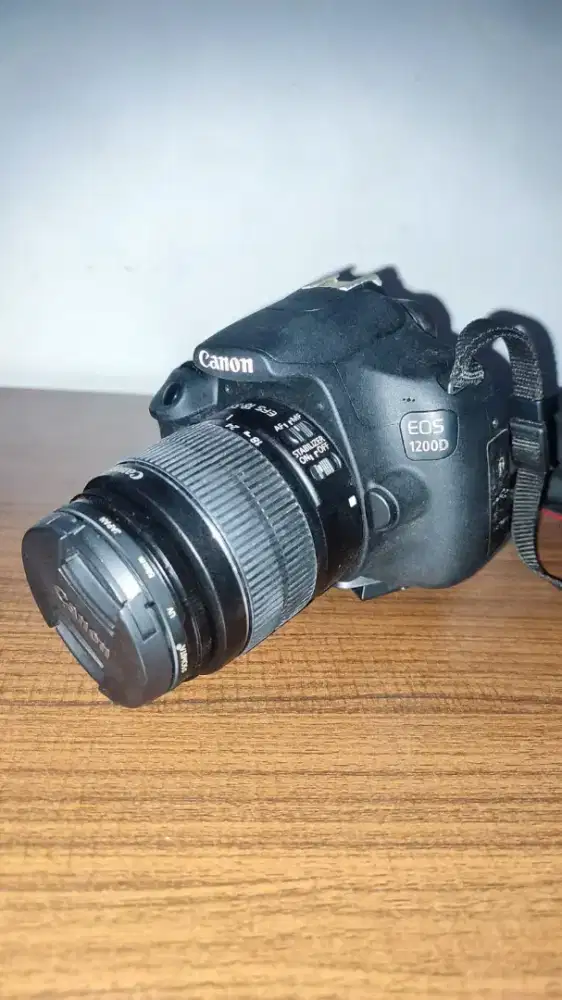 Kamera DSLR Canon 1200D