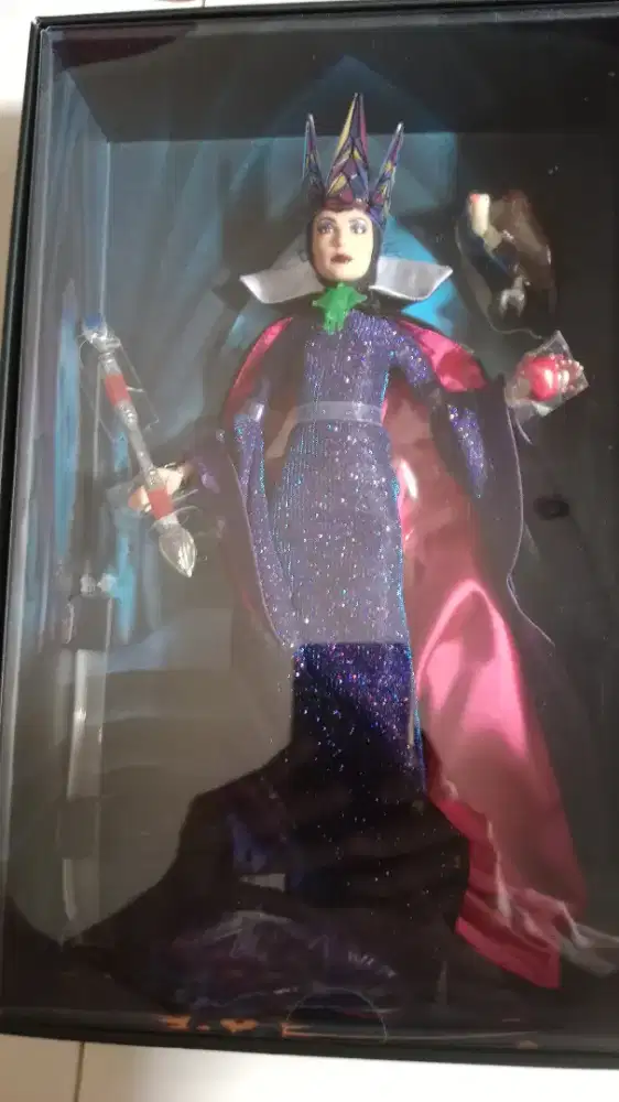 Boneka Barbie snow white ori