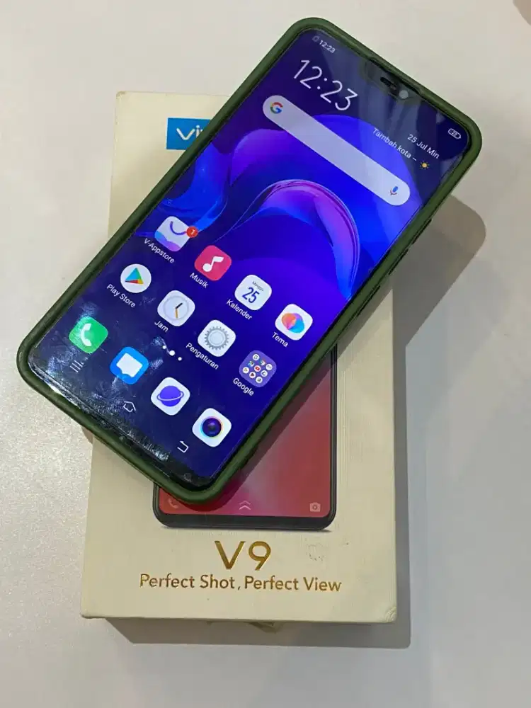 Vivo V9  4/64  minus pemakaian aja