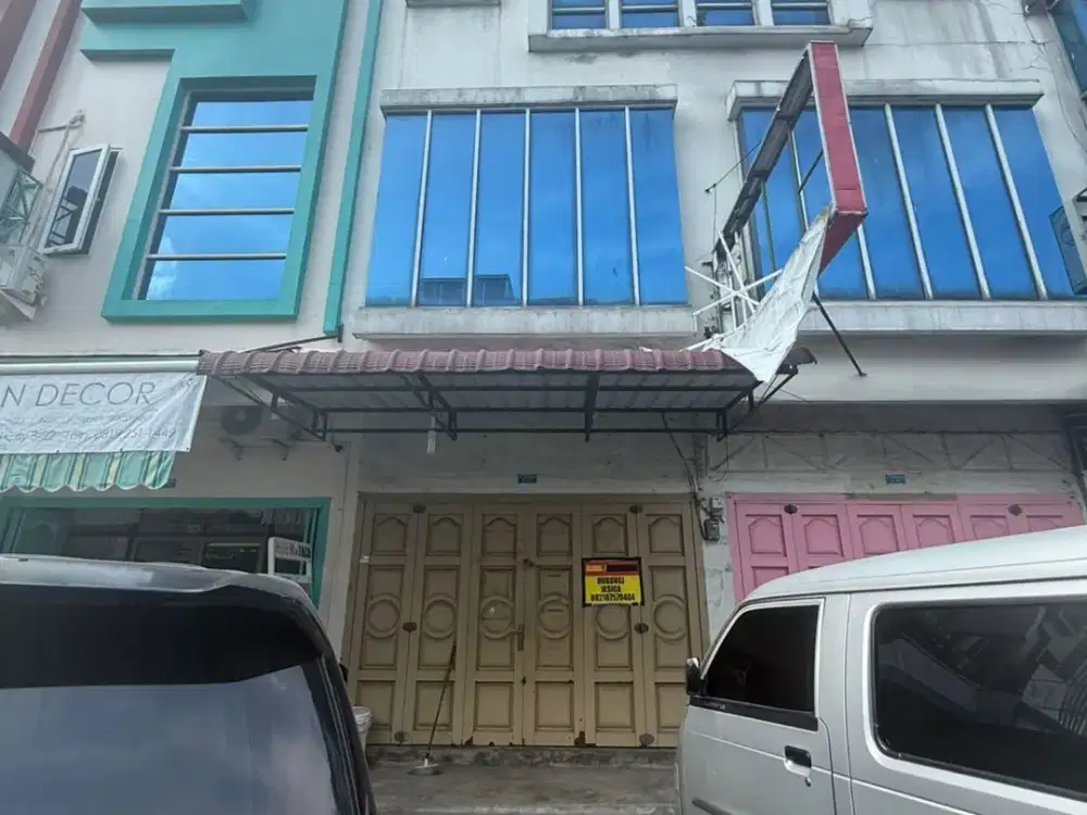 Ruko J City seberang Indomaret Lokasi Pasti Cuan Laris Maniss