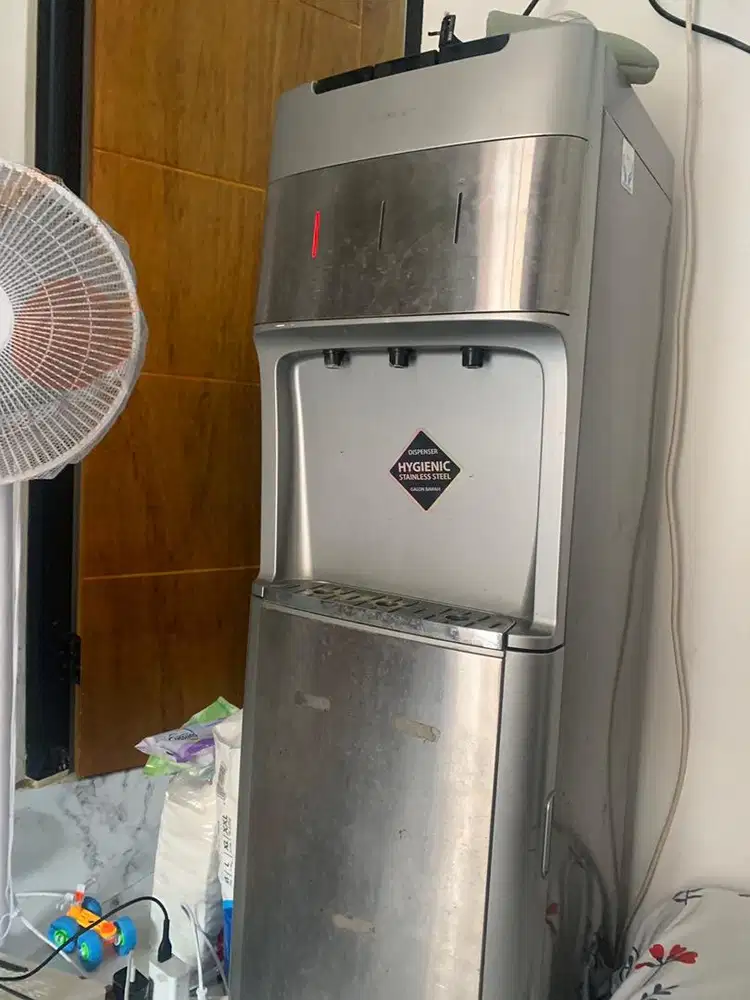 dijual dispenser galon atas & bawah merk sanken