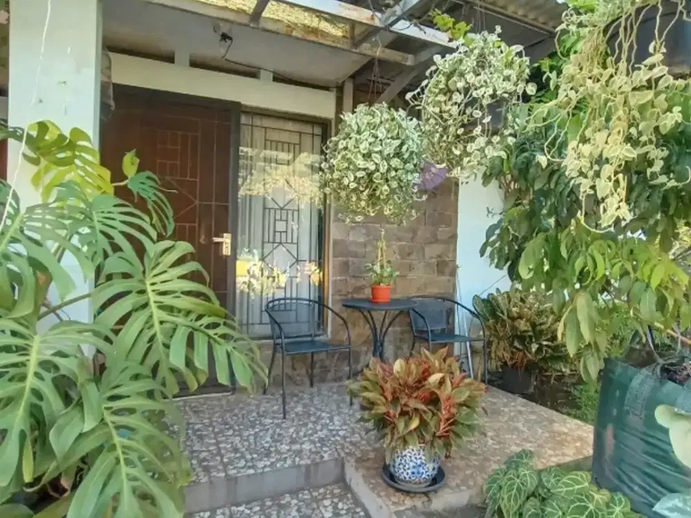 Dijual rumah hoek di cinere, harga 1 milyar an dalam cluster, lingkungan asri bebas banjir lokasi strategis 1 km dari pintu tol Brigif