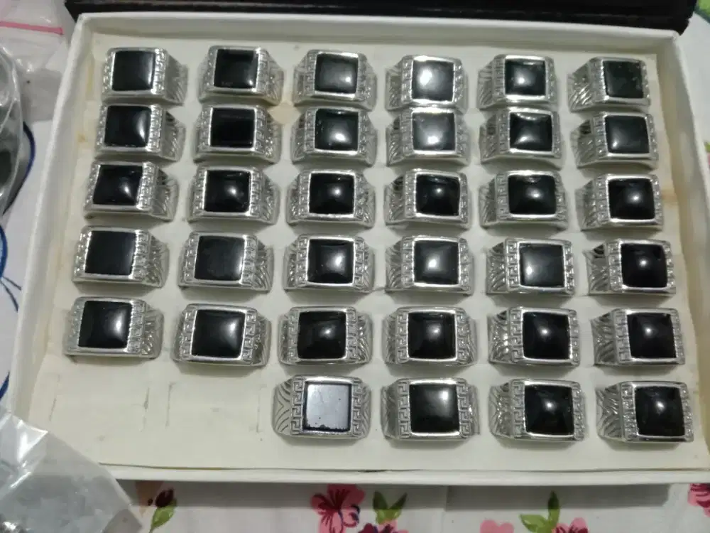 Jual murah borongan cincin titanium batu