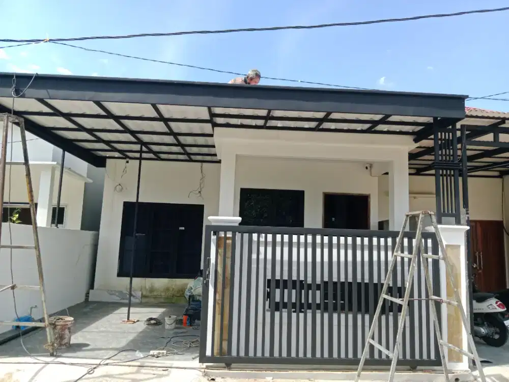 Kontraktor bangunan, atap, rumah dan renovasi