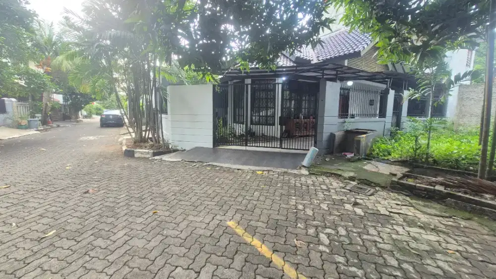 jual rumah mewah posisi hook di komplek kelapa dua kebun jeruk jakbar