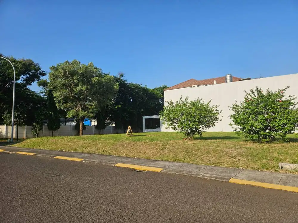 Tanah Kavling Luas Hoek Dengan Lokasi Premium di Cakung Jakarta Timur