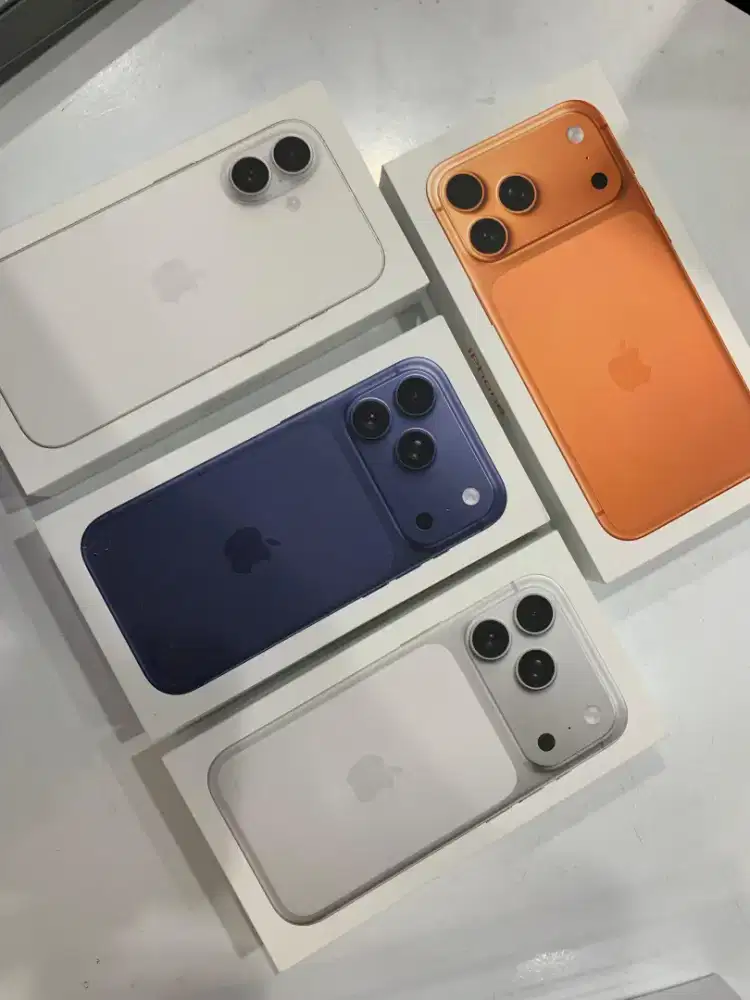iPhone 17 Pro 256GB cosmic orange