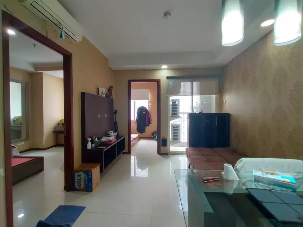 Dijual Apartemen 2BR Furnish Lantai Sedang Lokasi Strategis Tanjung Duren dekat Mall Central Park, kantor APL dan SOHO Capital cocok untuk investasi