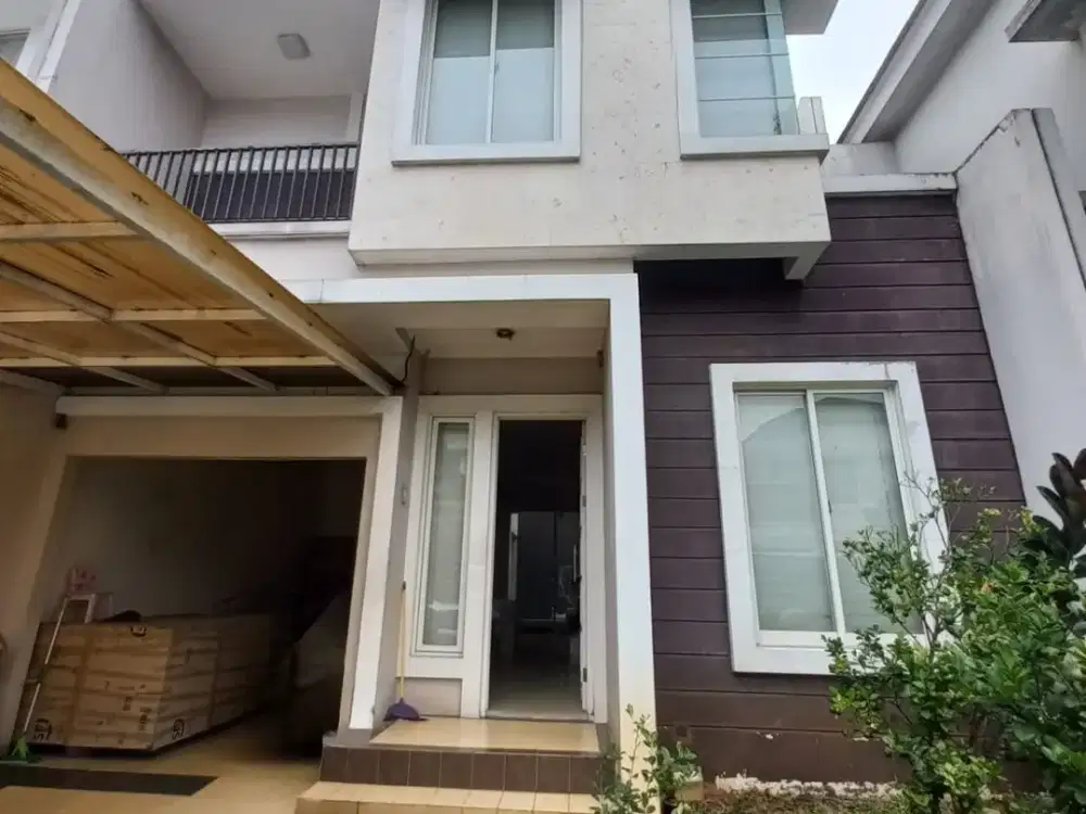 RUMAH FULL FURNISHED CLUSTER CHALCEDONY PONDOK HIJAU GOLF GADING SERPONG