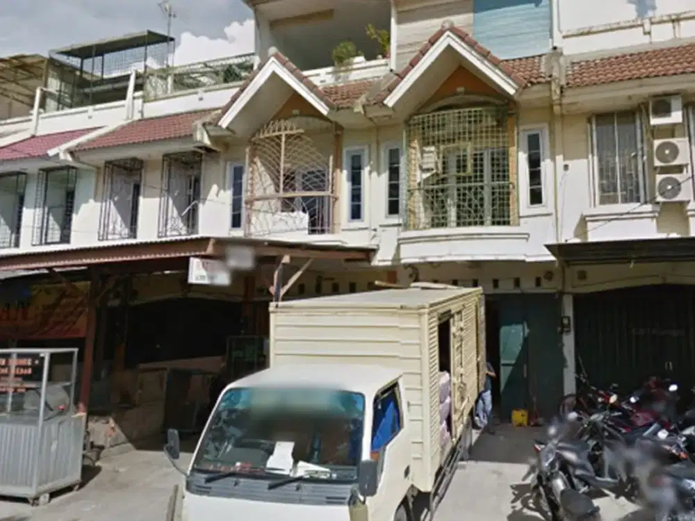 Disewakan ruko taman palem