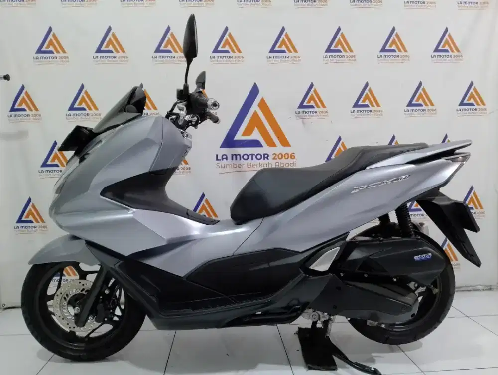 CASH/KREDIT PCX CBS 160 2024 LOW KM (TT/CC 0%/KREDIVO/PAYLATER)