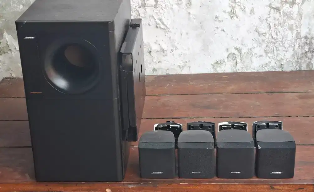 Bose freespace,satelite dan bracket