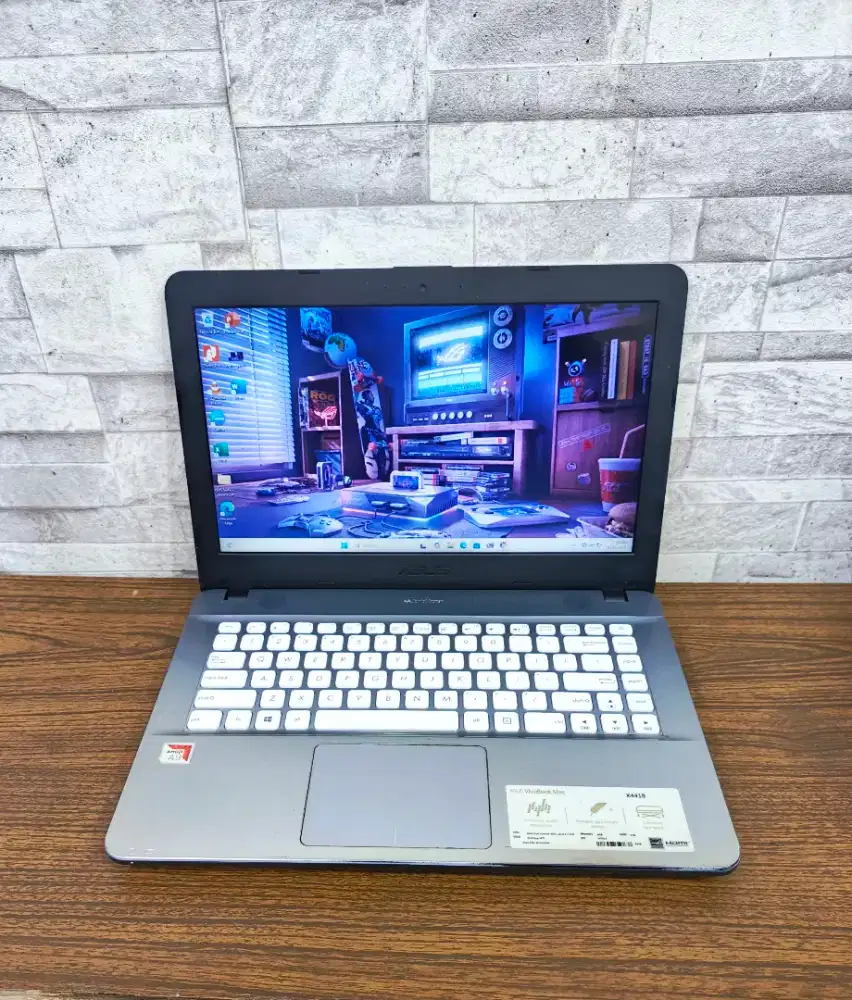 Laptop second asus vivobook X441BA AMD A9