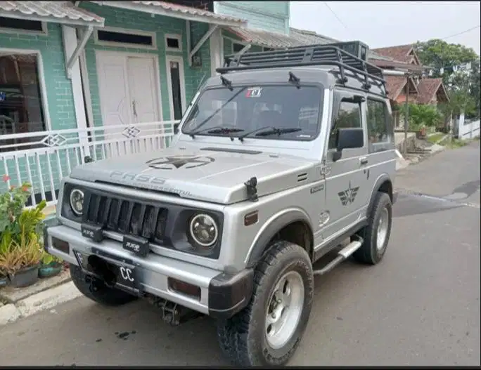 DIJUAL CEPAT KATANA 4X2 TAHUN 1998