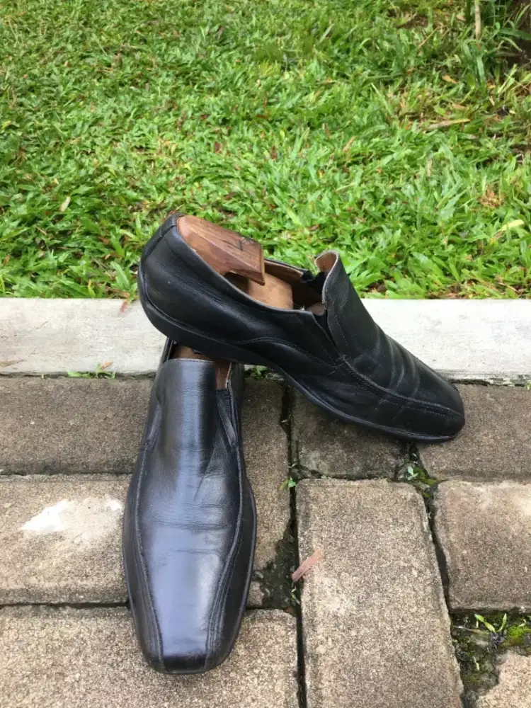 Sepatu Original Second Kulit Slip On Hush Puppies