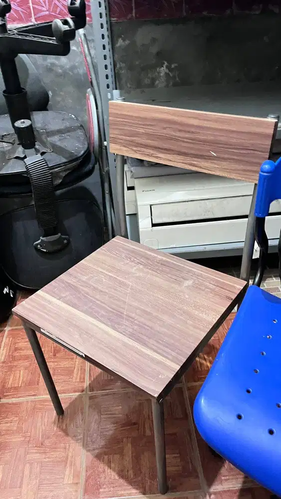 Kursi Kayu Minimalis – Kondisi Bagus