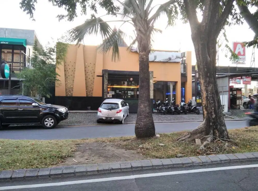 COCOK U/ USAHA Lokasi Strategis Pusat Makanan Surabaya Barat GWALK