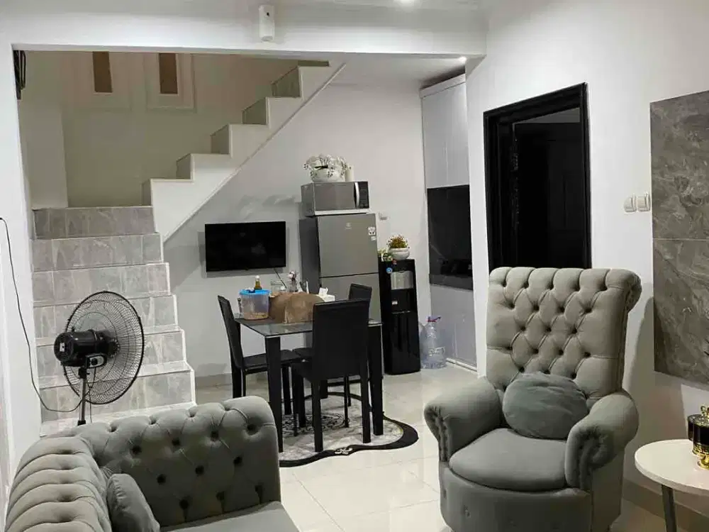 Jual Rumah Apik Terawat di Catalina