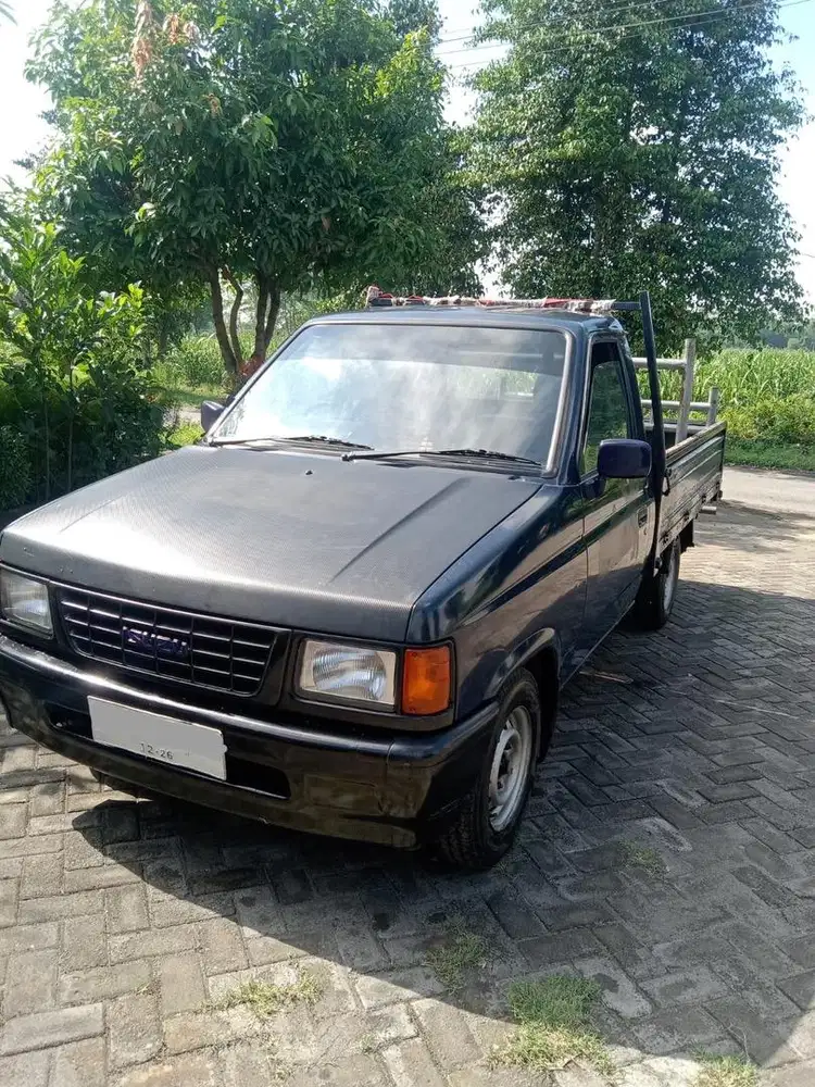 D I J U A L   - isuzu panther pick up