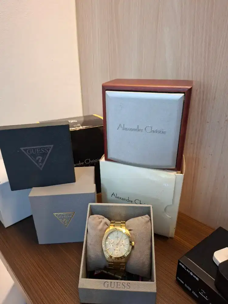 Preloved Jam guess auth