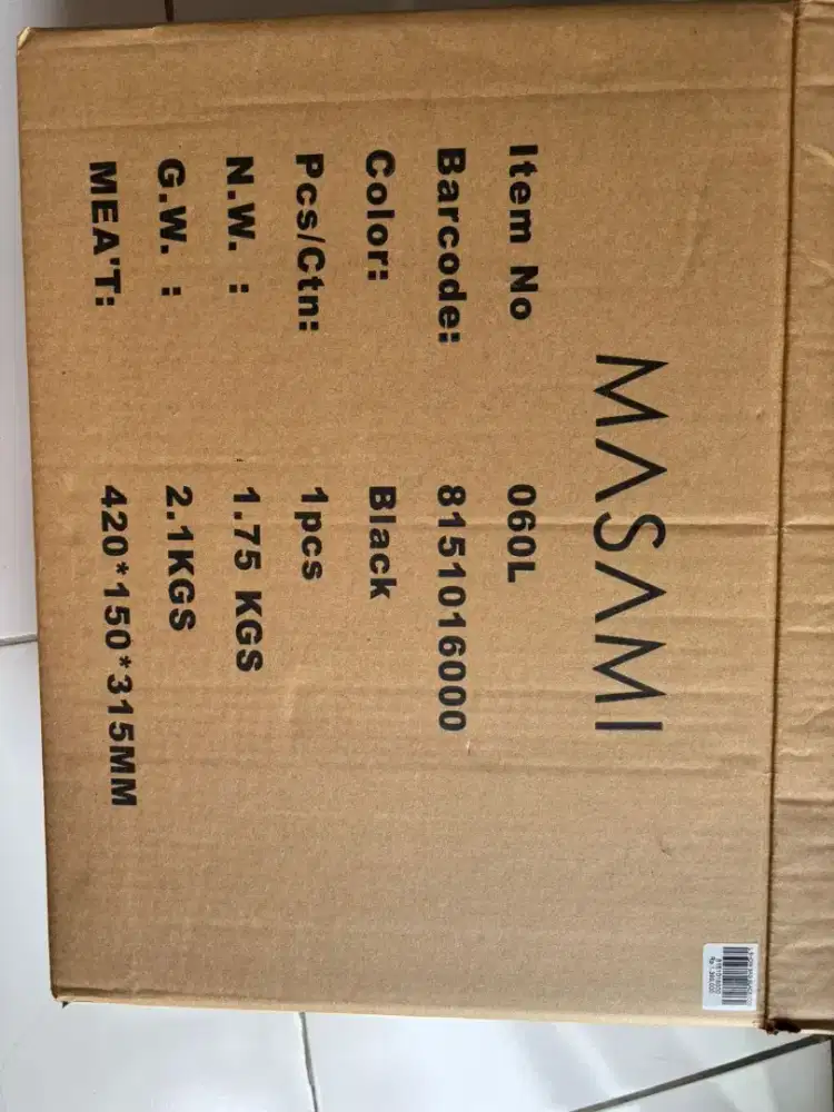 Dijual set troley dan tas make up masami ori