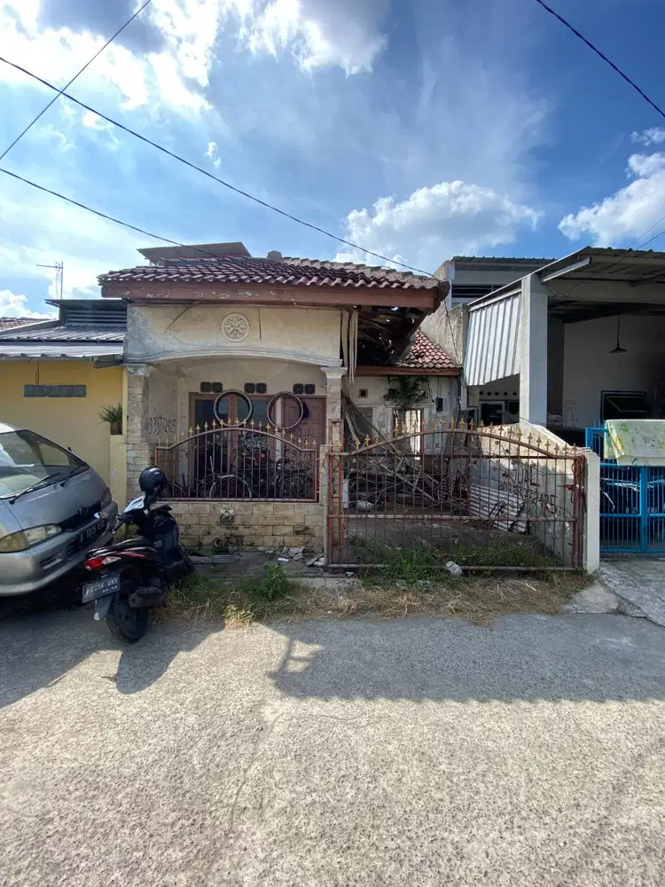 [TERMURAH!] DIJUAL RUMAH TUA HITUNG HARGA TANAH DI HARAPAN INDAH