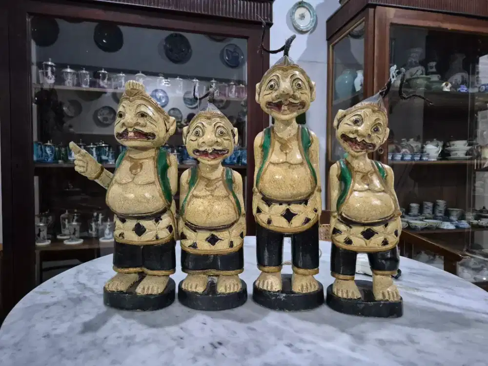 set patung kayu punakawan lawas antik