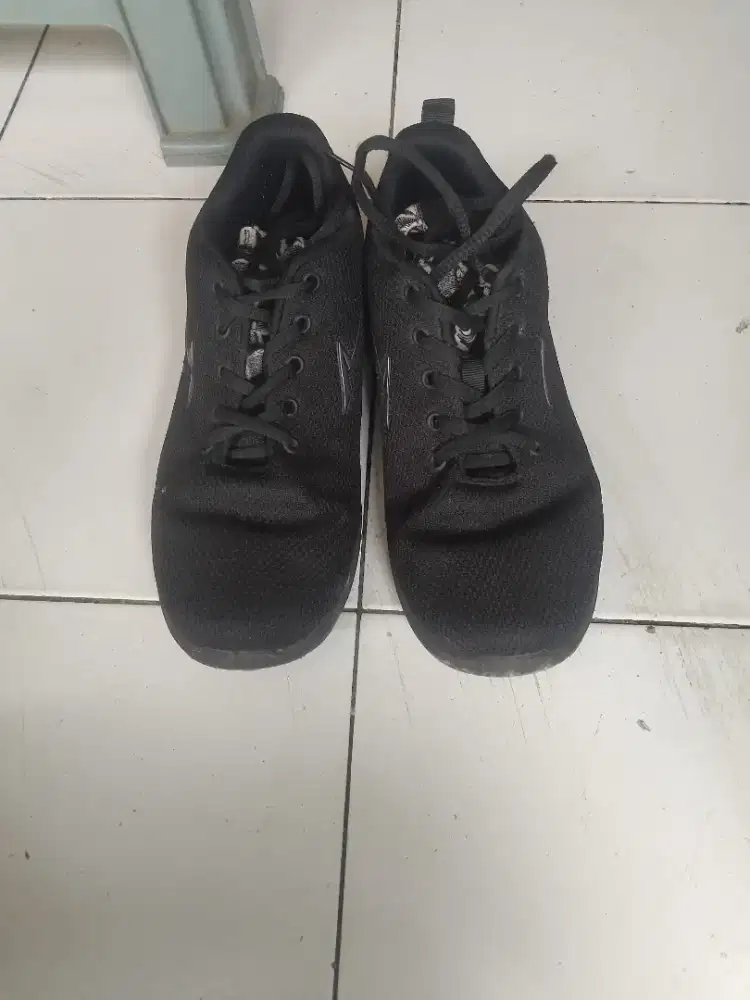 sepatu ando buat olahraga
