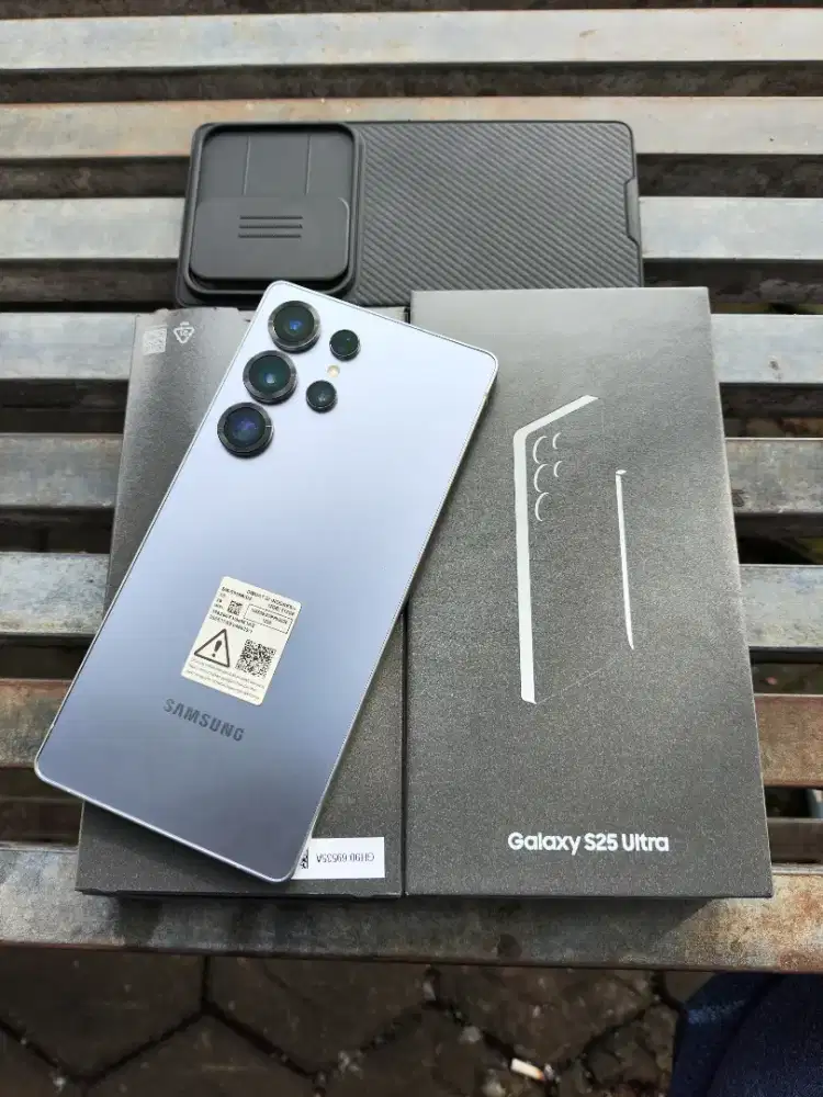 Samsung S25 Ultra 12/256gb Sein