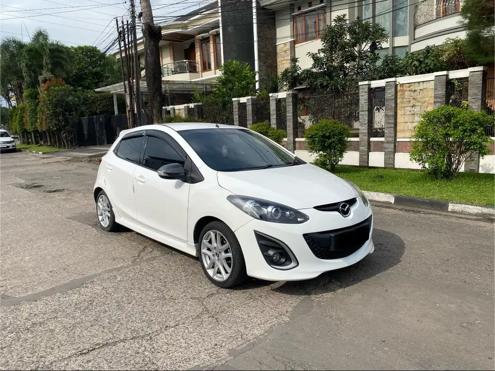 Cash || Km95rb - Mazda 2 R 1.5 matic 2013 Putih || 2014