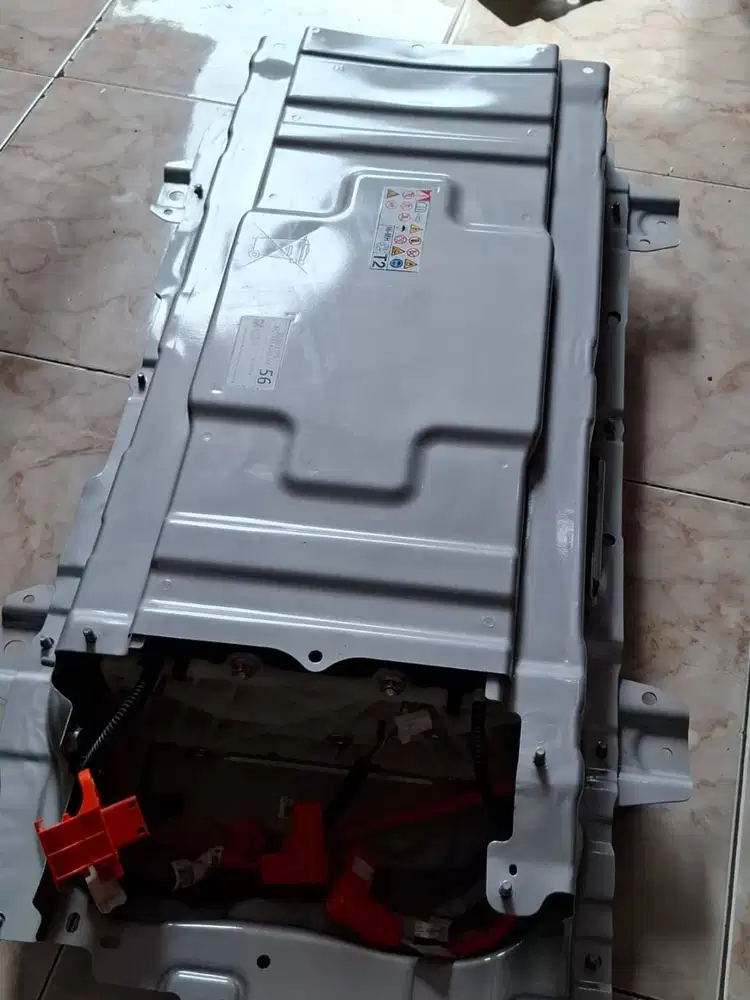 Baterai BATTERAI Battery Toyota Innova Zenix Hybrid (KONDISI BARU)