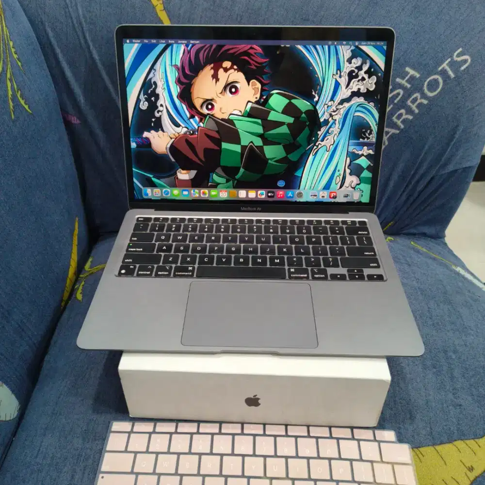 Laptop Macbook M1 Air 2020 8/256 Fullset
