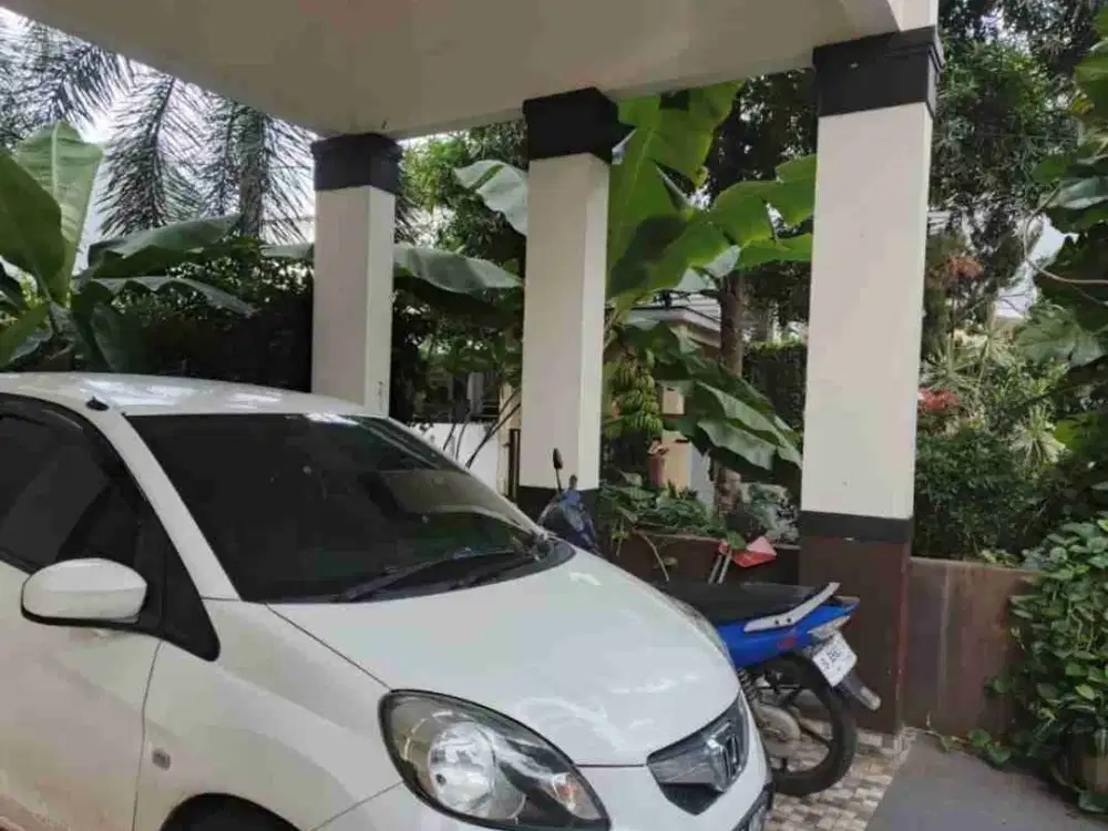 Rumah Dijual 3 Lantai Bagus Di BSD Serpong Park.
