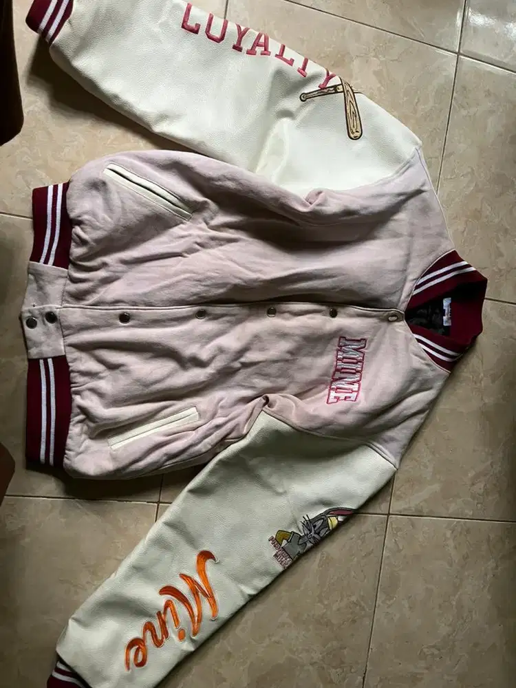 Jacket Varsity Pink – Looney Tunes Edition