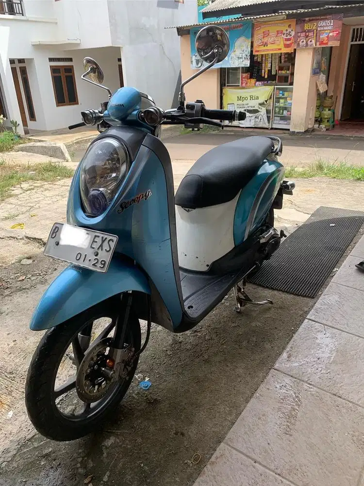 Honda Scoopy karbu 2012