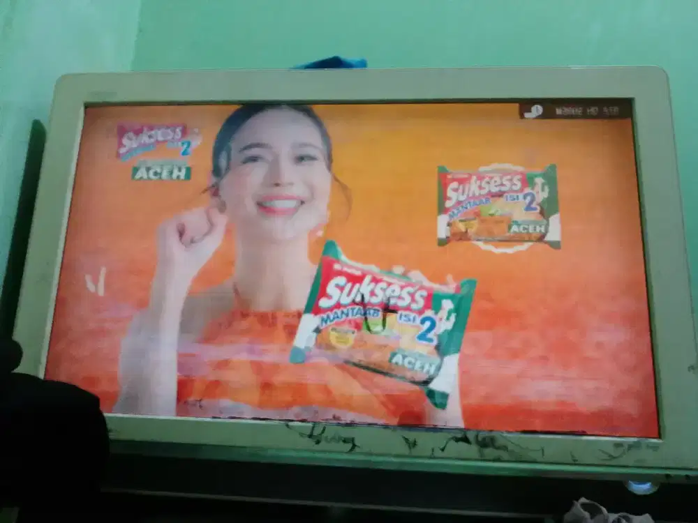 Tv Sharp 32in setbox