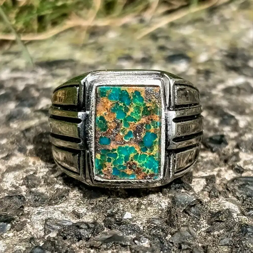 Cincin pirus persia kotak minion