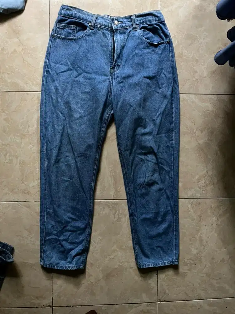 Dijual Celana Jeans – Kondisi Bagus