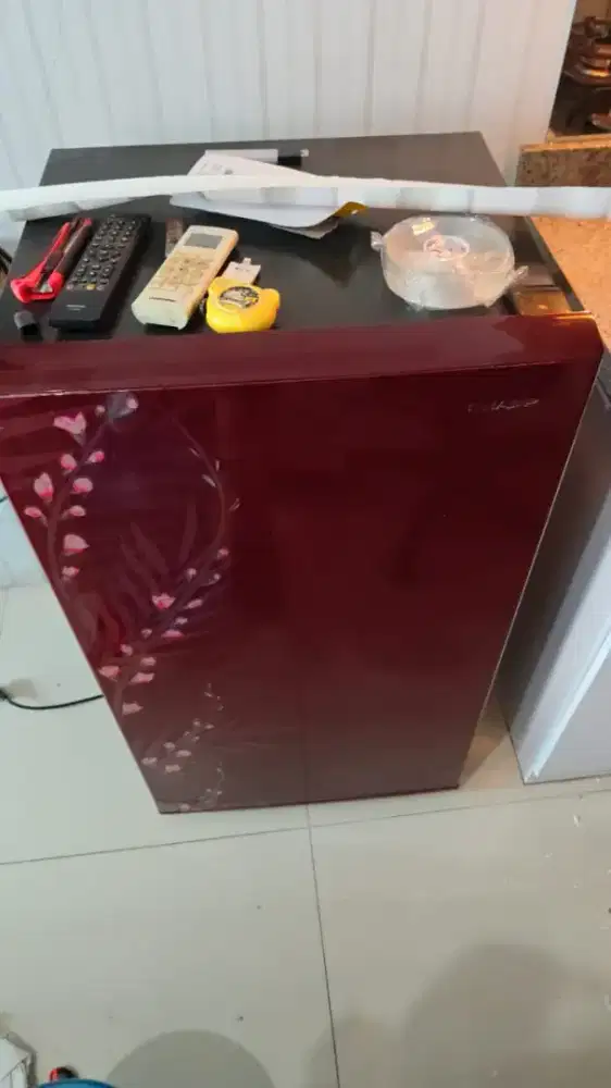 Menerima jual beli kulkas bekas borongan atau satuan