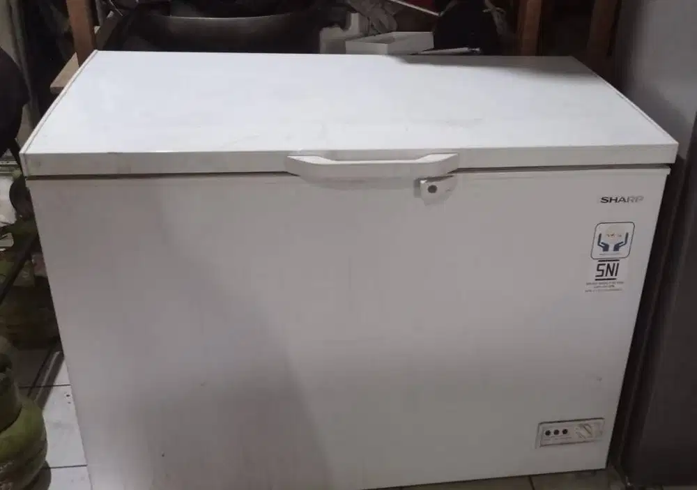 FREEZER SHARP FRV-310X