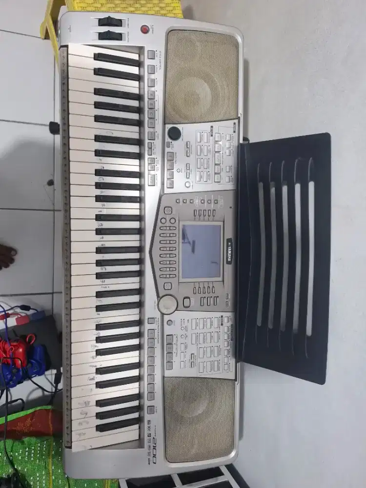 Keyboard PSR 2100