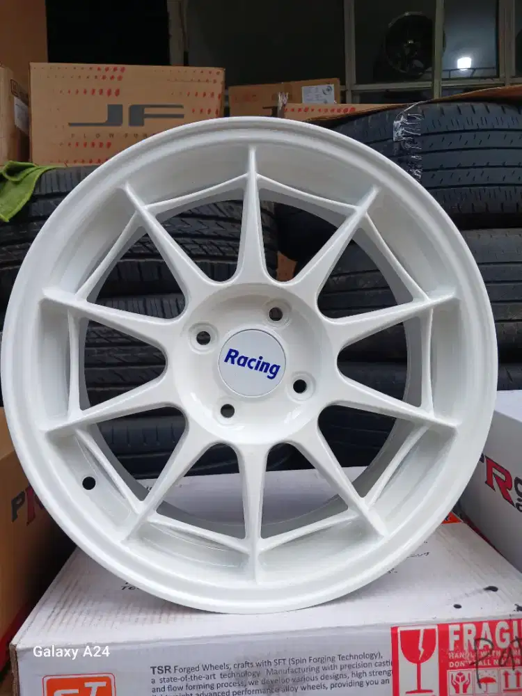 Eneki spider ring 15x6,5 pcd 4x100 ET 42 calya sigra