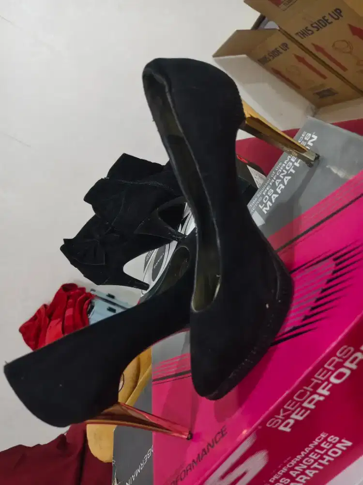 Higheels sepatu Wanita Merk Daphne heels warna Gold